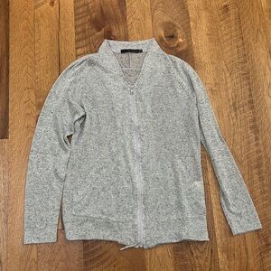 Kai-aakmann Men’s Light Zip Up Size S
